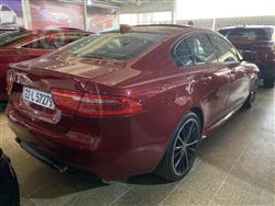 جاكوار XE